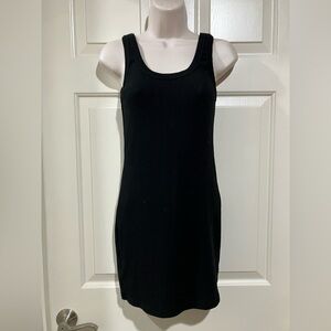 Fashion Nova woman size medium straight sleeveless dress